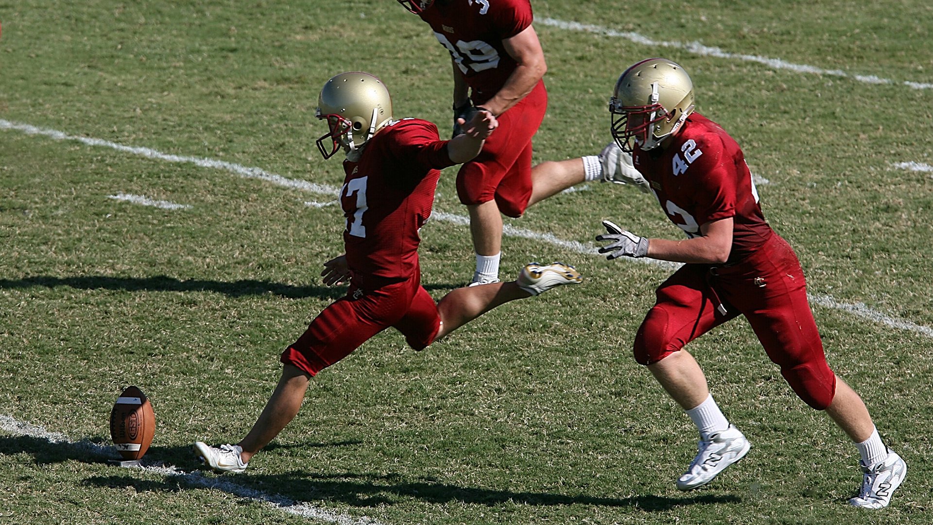 意甲激烈角逐：战术、激情、荣耀逐一呈现，意甲争4